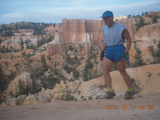 24 7ch. Bryce Canyon - Fairyland Trail - Adam