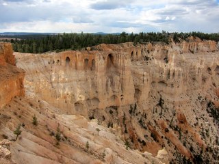 61 7cj. Sean's Bryce Canyon photos - wall of windows