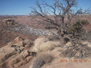 Moab trip - Needles - Confluence Overlook hike - 1.1 miles to go sign