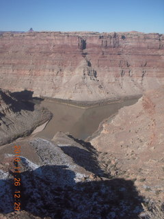 Moab trip - Needles - Confluence Overlook hike - 1/2 mile to go sign