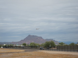 238 7ej. Sean picture - N8377W landing - in flight