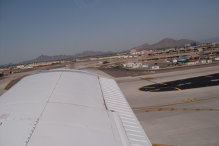 365 7g8. Sky Harbor fly-in - taxiing at PHX in N8377W