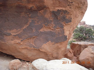 Arches Devil's Garden hike - scene seen from inside Double-O arch