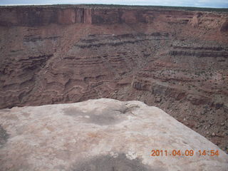 249 7j9. Dead Horse Point - Rim View