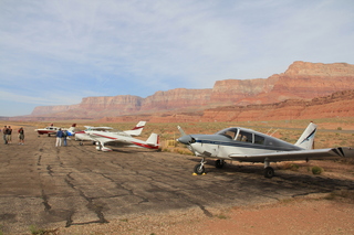 507 7jg. Ruhil's pictures - Marble Canyon - other airplanes and N8377W