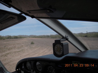 516 7jp. Vulture Mine airstrip through N8377W windshield