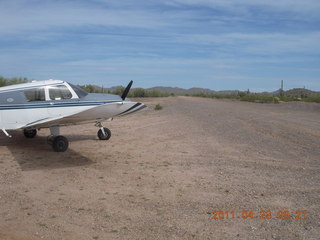 519 7jp. Vulture Mine airstrip and N8377W