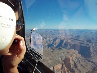 1604 7ls. aerial - Grand Canyon - Colorado River + Kristina