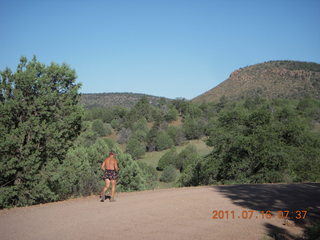 1577 7mg. 'Young International' Pleasant Valley (24AZ) - Adam running - back