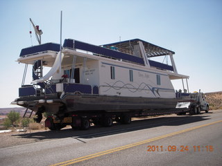 Page Airport (PGA) to Wahweap Marina run - big houseboat