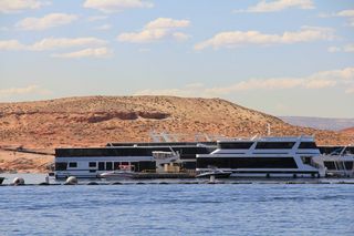 Ruhil pictures - boat tour of Lake Powell