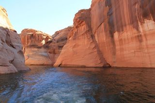 Ruhil pictures - boat tour of Lake Powell