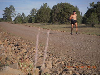 52 7q2. Beaverhead run - Adam running (tripod)