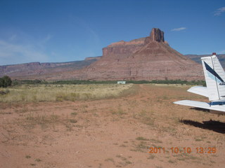 Hubbard-Gateway airstrip - tail of N8377W