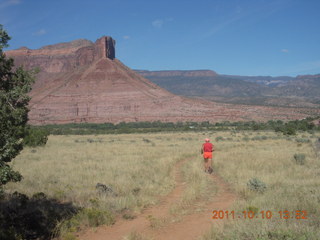 273 7qa. Hubbard-Gateway airstrip run - Adam running - back