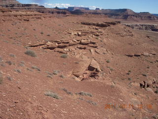 158 7qb. Canyonlands National Park - Lathrop trail hike