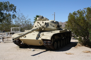 Sean's pictures - Chiriaco Summit (L77) - Patton tank museum