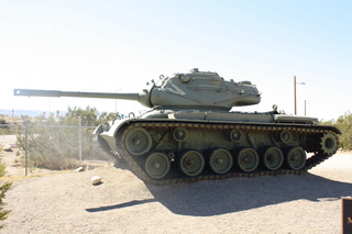 Sean's pictures - Chiriaco Summit (L77) - Patton tank museum