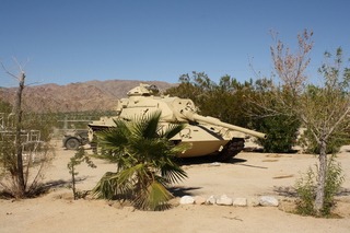 Sean's pictures - Chiriaco Summit (L77) - Patton tank museum