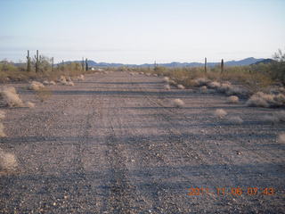 688 7r6. Windmill airstrip - N8377W in the distance