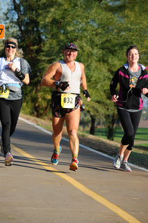 Fiesta Bowl half marathon - Adam