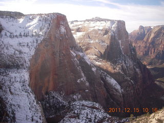 173 7sf. Zion National Park - Observation Point hike