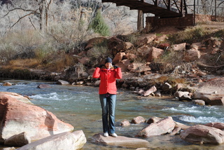 239 7sf. Zion National Park - Virgin River - Olga