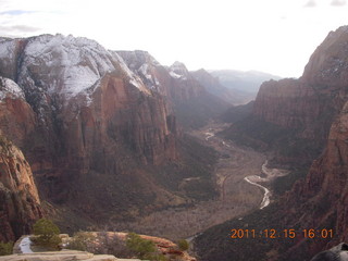 Zion National Park - Angels Landing hike - summit