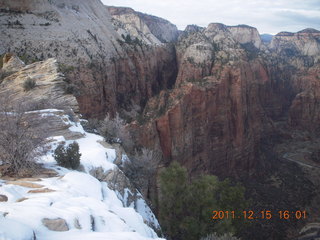 Zion National Park - Angels Landing hike - summit - Adam