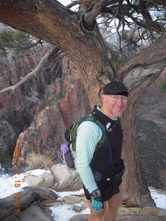 155 7sf. Zion National Park - Angels Landing hike - summit - Adam