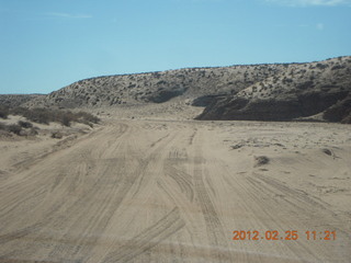 drive to Antelope Canyon