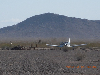 788 7w1. V.N.G.R.N. run - N8377W in the distance