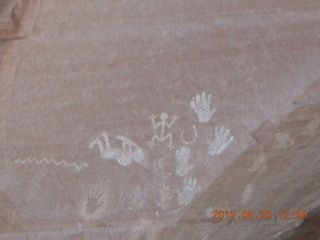 Canyon de Chelly tour - petroglyphs