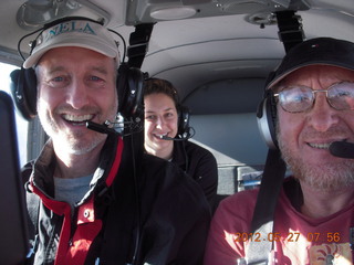 878 7xt. Phil and Jessica and Adam flying in N8377W