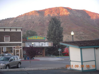 2 81v. Durango in the morning