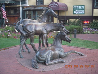 Durango in the morning - horses sculpture