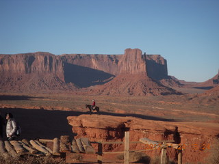 87 83q. Monument Valley tour - horseman