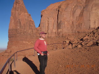 146 83q. Monument Valley tour - Adam