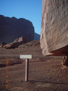 153 83q. Monument Valley tour