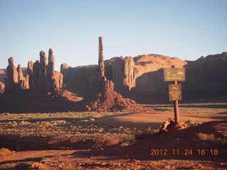 169 83q. Monument Valley tour
