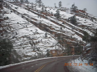 Zion National Park - drive - small snowman