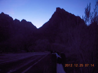 3 84r. Zion National Park - Watchman hike