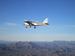 1090 86q. Sean G grapevine pictures - N8377W in flight