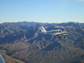 1113 86t. Sean G picture - N8377W in flight