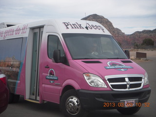 Sedona - Pink Jeep tour van