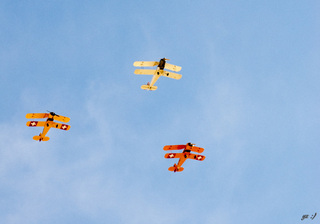 Yaseen's pictures - monster truck at Cactus Fly-in