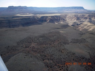 107 87x. aerial - Grand Gulch area