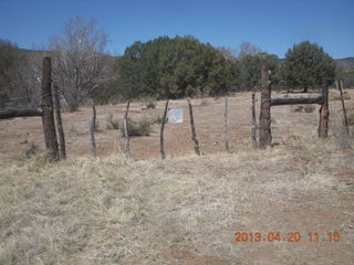 70 88l. Double Circle Ranch at Eagle Creek run - fence