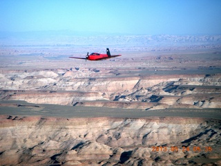 Hidden Splendor - N8377W and airstrip sign