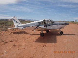 1208 89r. N8377W at Rockland airstrip